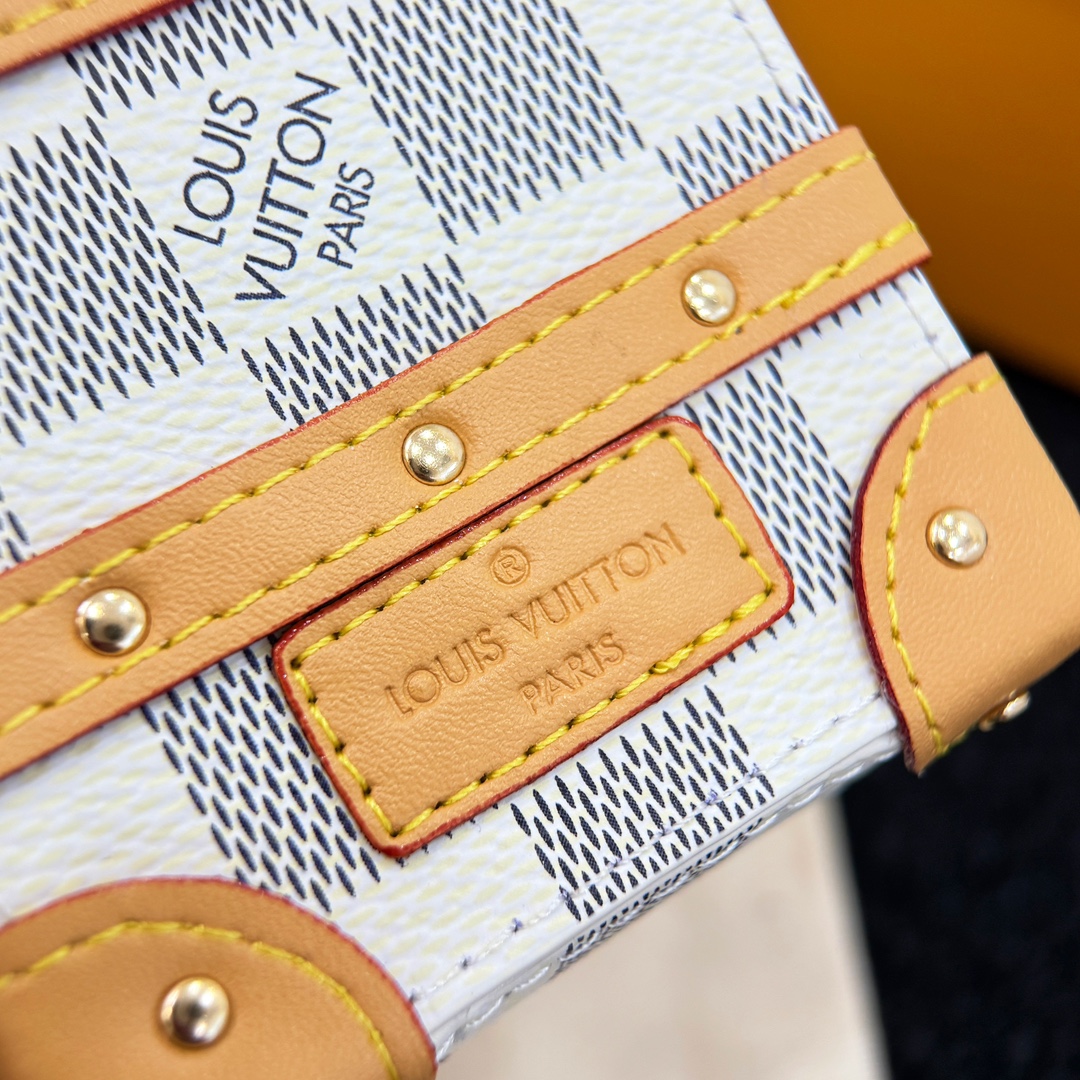 LV Mini Box Bag Charm 